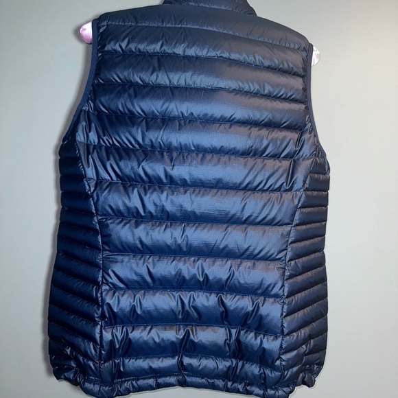 Patagonia Women’s Down Puffer Vest Navy & Turquoise Zip Front Size Small - Picture 8 of 9